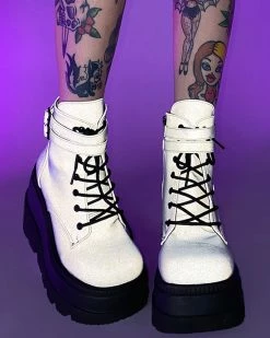 Pleasers Demonia Flash Reflective Stacked Platform Boots