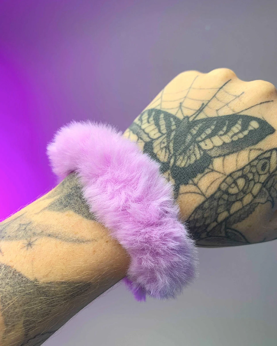 AE 2pc Faux Fur Fuzzy Scrunchie 2 AE 2pc Faux Fur Fuzzy Scrunchie - Image 2