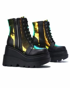 AE Golden Viper Black Platform Boots -ravewonder shop 1 870618da a6be 4c51 a5b2 64a813397c61