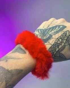 AE 2pc Faux Fur Fuzzy Scrunchie 14 AE 2pc Faux Fur Fuzzy Scrunchie -ravewonder shop 2 f471b77c b4d5 44fe 8137 83dddfaa0ad7
