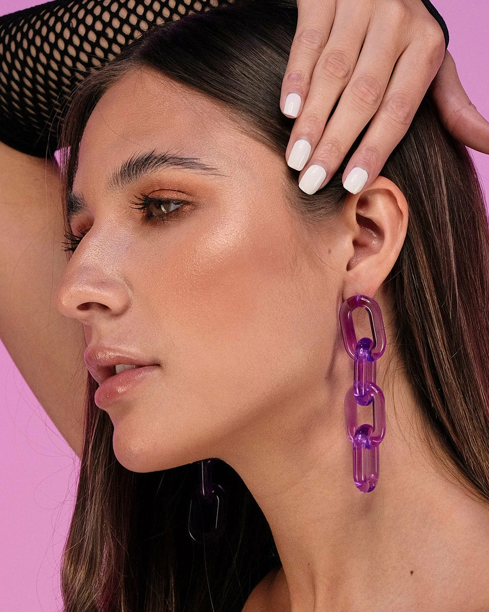 AE Chain Link Acrylic Earrings 6 AE Chain Link Acrylic Earrings - Image 6