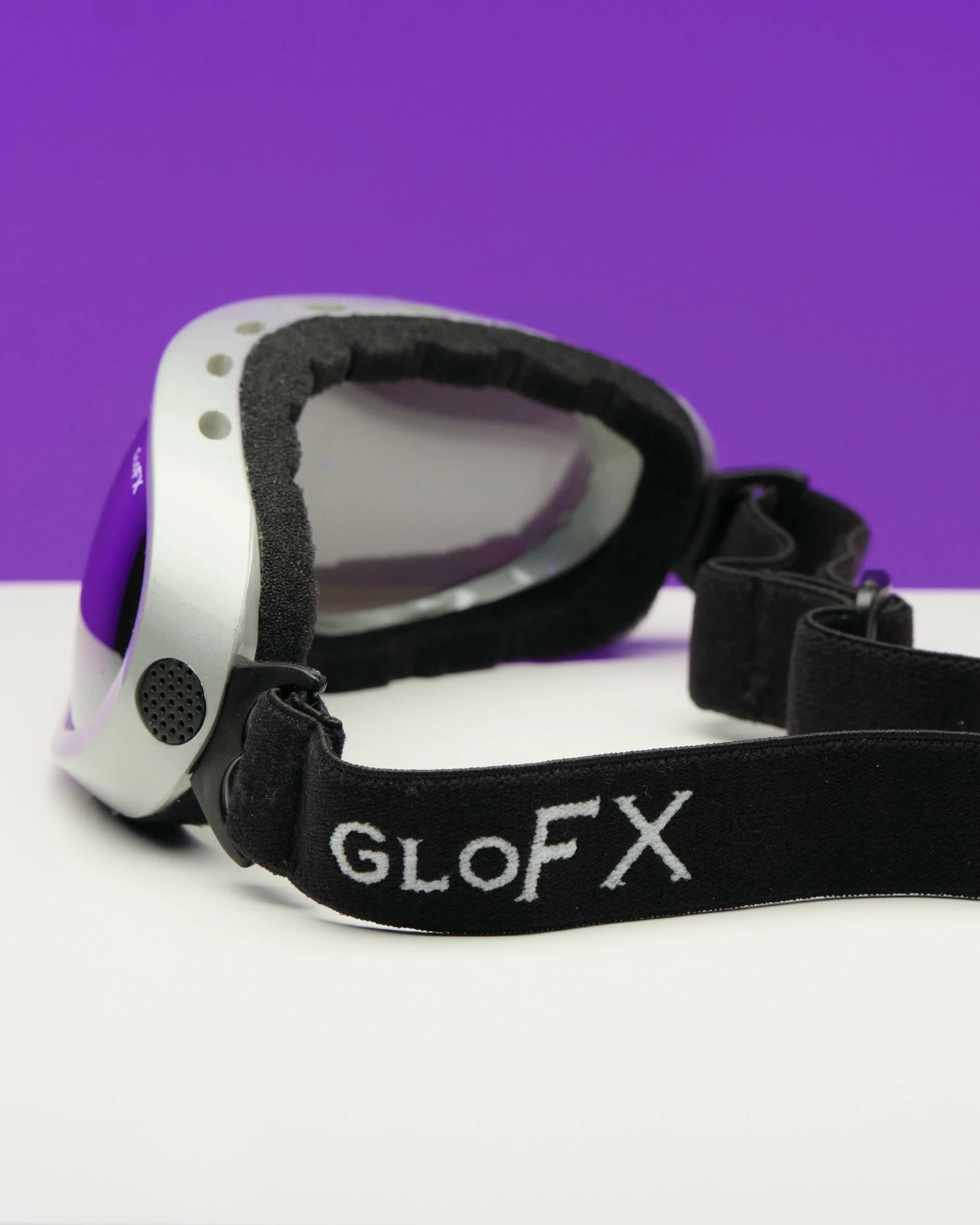 GloFX Silver Diffraction Ski Goggles - Silver Mirror 5 GloFX Silver Diffraction Ski Goggles - Silver Mirror - Image 3