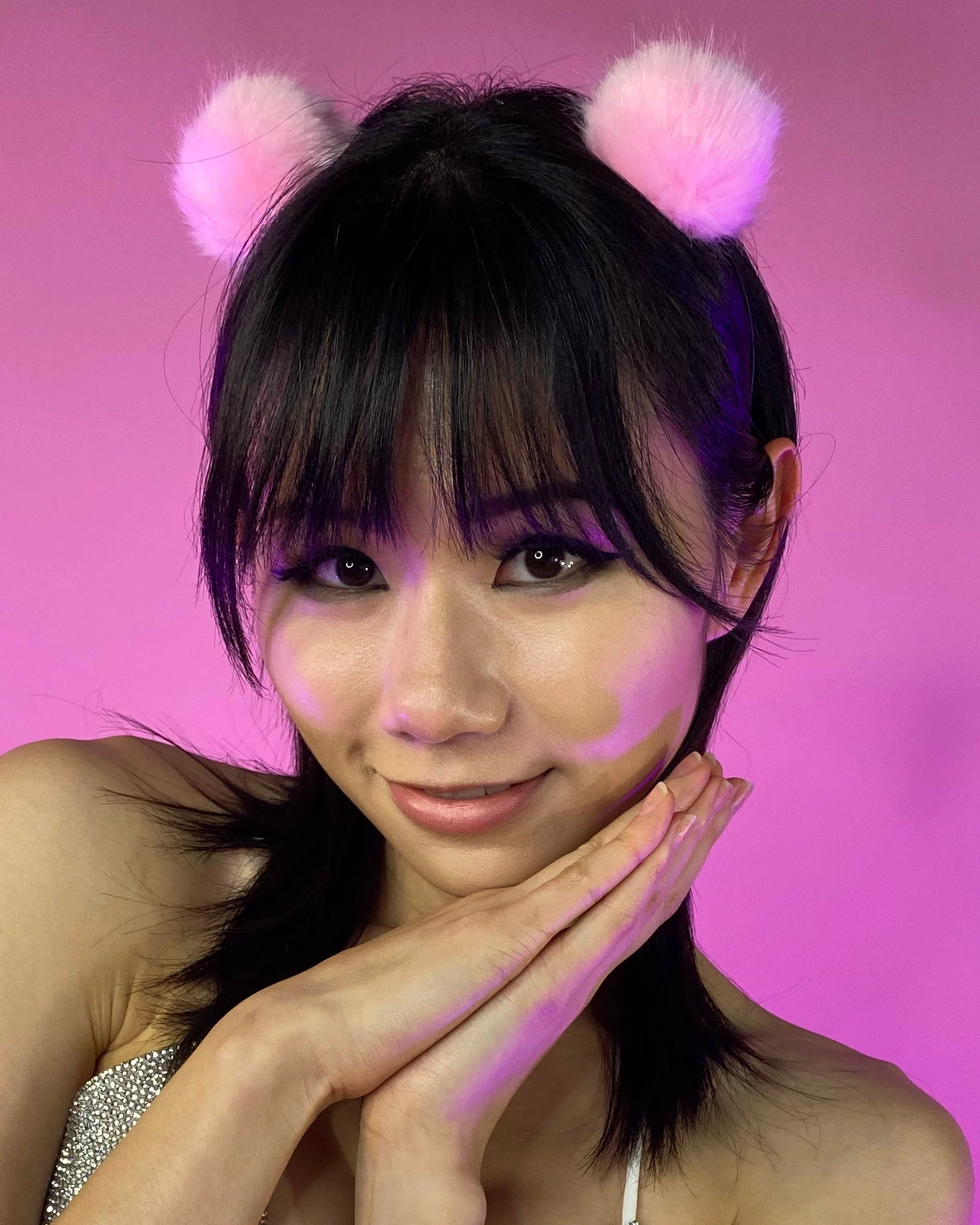 AE Puff Balls Headband 6 AE Puff Balls Headband - Image 6