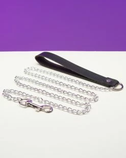 AE Matte Black Faux Leather Leash