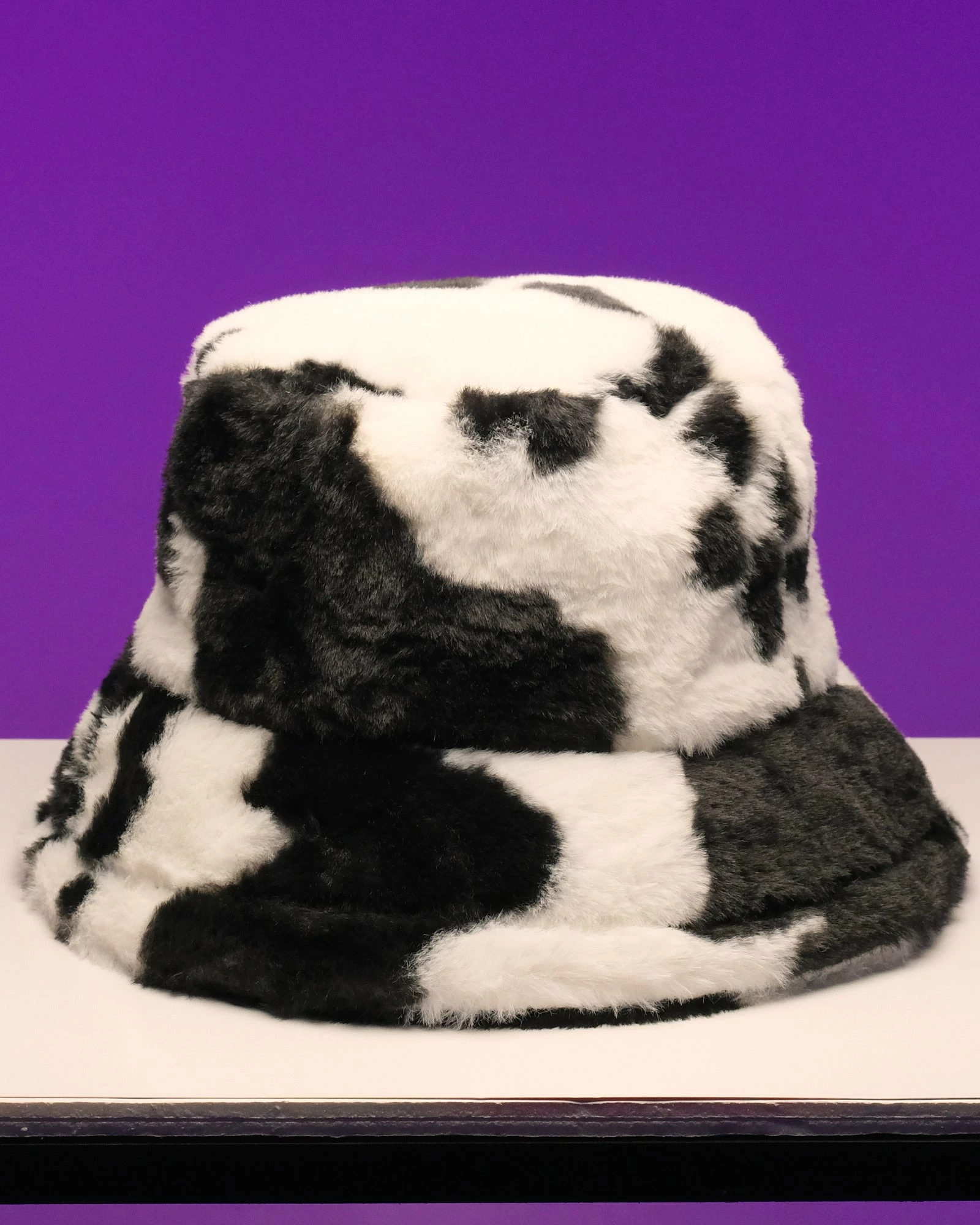 AE Milk And Honey Furry Bucket Hat 4 AE Milk And Honey Furry Bucket Hat - Image 2
