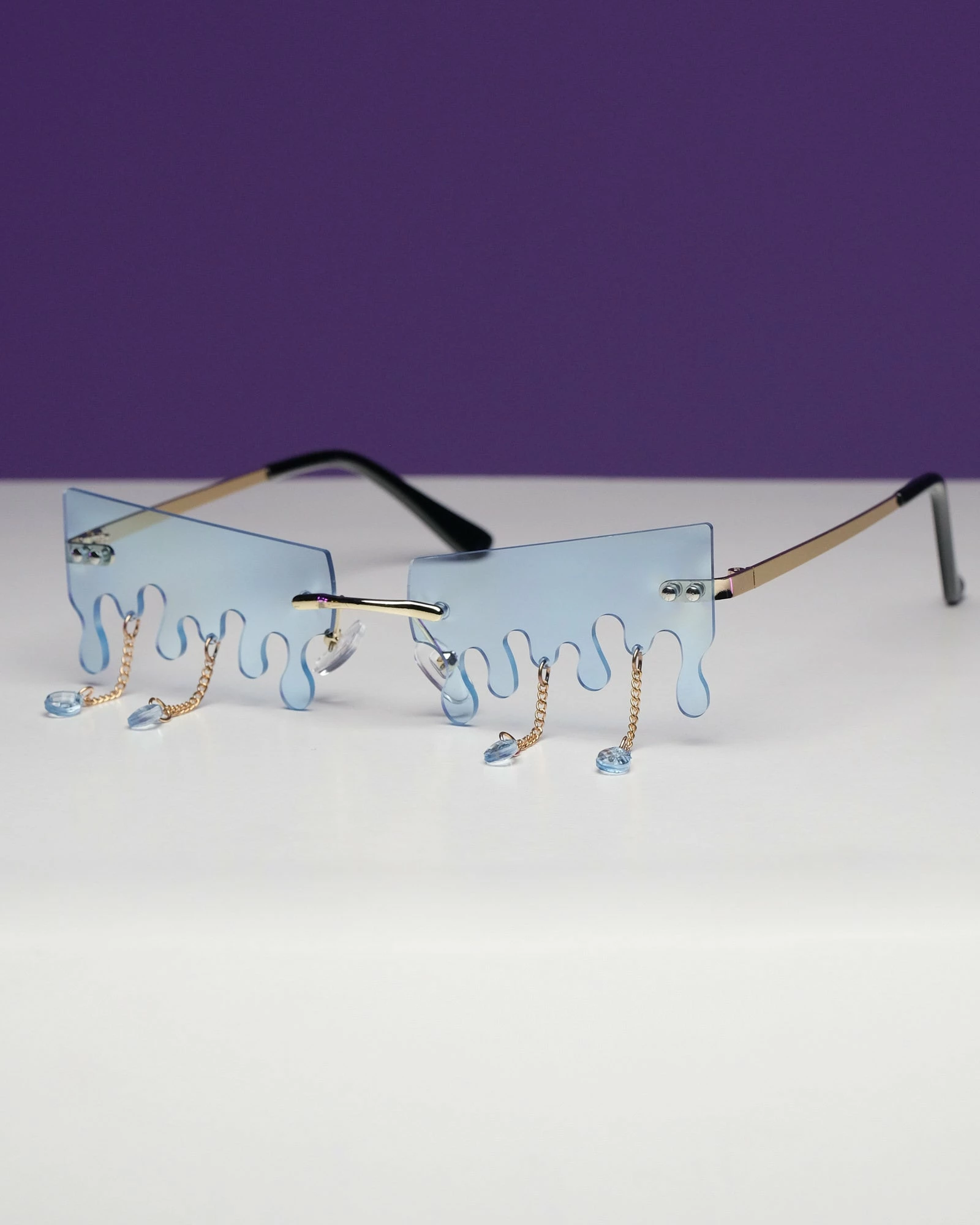 AE Teardrop Drip Sunglasses 5 AE Teardrop Drip Sunglasses - Image 5